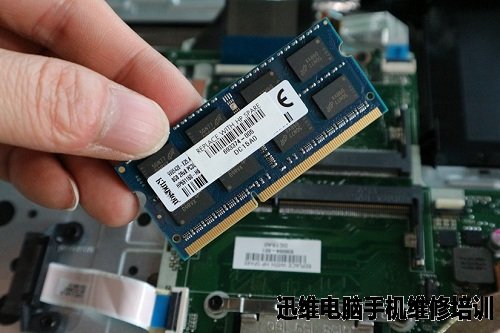 惠普星球大战:Star Wars 15-an005TX笔记本拆解!