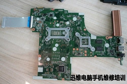 惠普星球大战:Star Wars 15-an005TX笔记本拆解!
