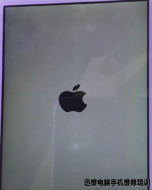 iPhone5s蓝屏重启维修