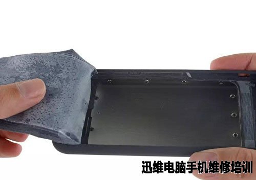 苹果iPhone 6s电池保护壳—Smart Battery Case拆解