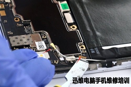 OPPO R9更换前置摄像头拆机图解!