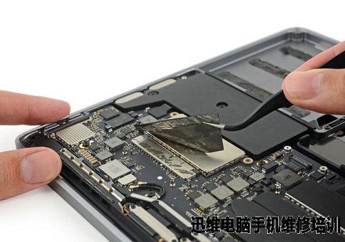 新MacBook Pro笔记本最全拆解高清图赏!
