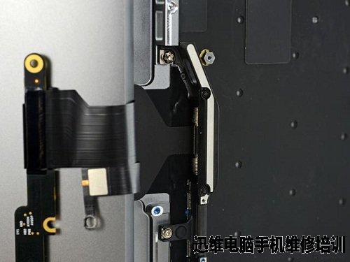 新MacBook Pro笔记本最全拆解高清图赏!