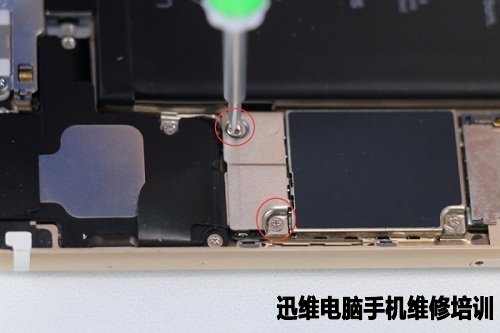 iPhone6爆屏 更换屏幕图文并茂！