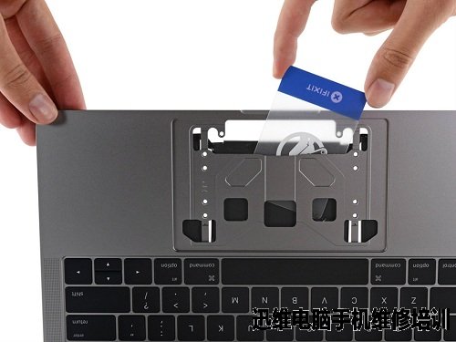 “乞丐版”苹果Apple MacBookPro拆解！