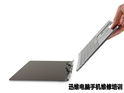 “乞丐版”苹果Apple MacBookPro拆解！