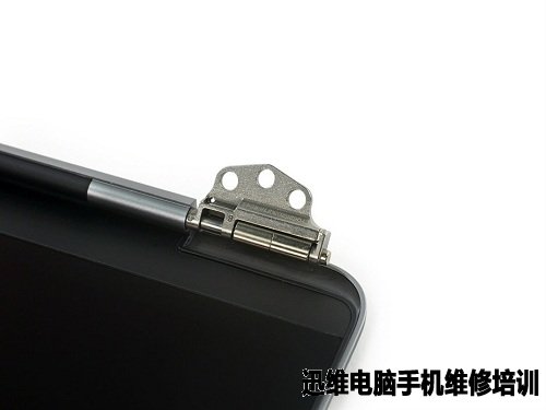 “乞丐版”苹果Apple MacBookPro拆解!