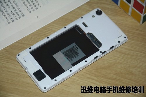 红辣椒国民大圣GM-Q7+拆机教程!