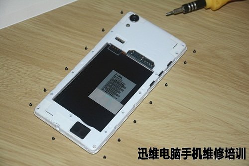 红辣椒国民大圣GM-Q7+拆机教程!
