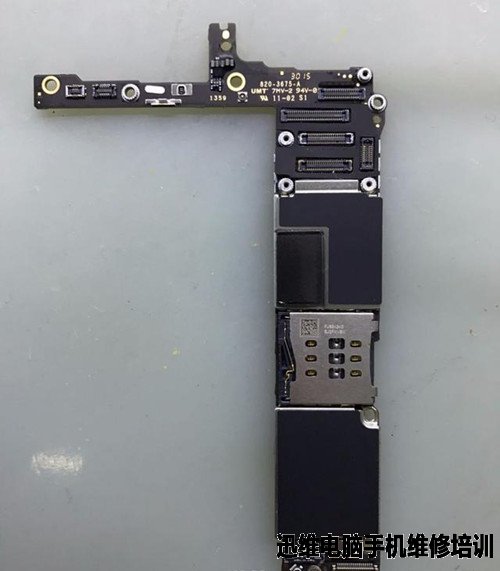 iPhone6P突然不开机且刷机报错4005的维修过程