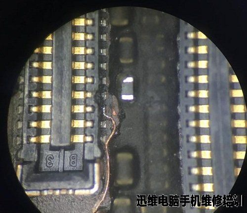 iPhone 6P触摸失灵故障维修一例