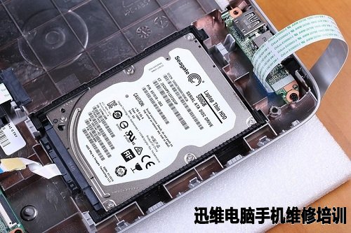 希捷500G机械硬盘摔挂了,拆本升级SSD全程记录!