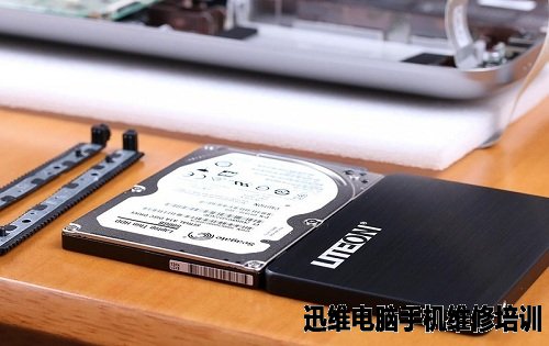 希捷500G机械硬盘摔挂了，拆本升级SSD全程记录！