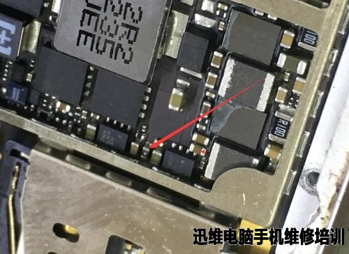 iPad mini无背光故障维修3