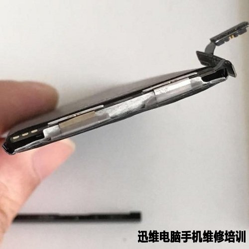 iPhone 5/6原装电池的简单拆解