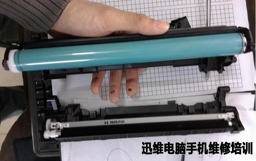 HP M128FP原装硒鼓加粉图解教程 图5