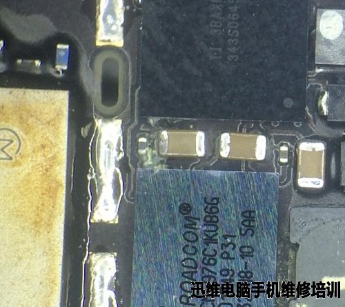 iPhone5S 开机不显示故障维修4