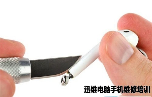 苹果AirPods分体式无线耳机拆解!