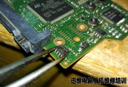 希捷ST3250318AS硬盘不认盘修复 图5