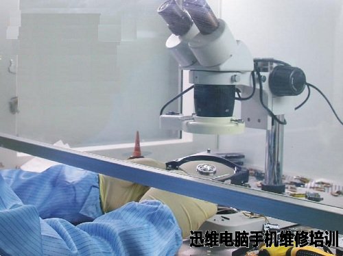 服务器数据丢失,RAID5阵列两块硬盘掉线RAID崩溃数据恢复!
