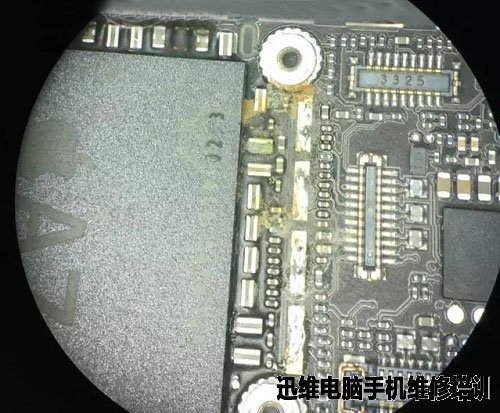 iPhone5s蓝屏 刷机无限等待故障维修 图2