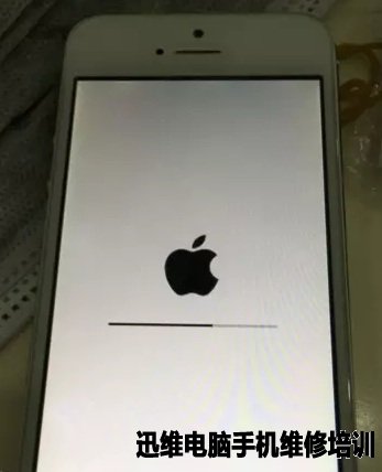 iPhone5s蓝屏 刷机无限等待故障维修 图11