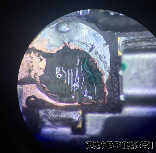 iPhone6 螺丝柱打穿,屏幕没有显示维修 图4