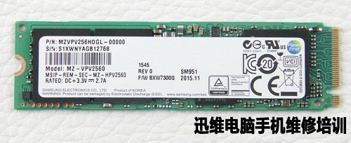 华硕ROG GX700VO 12