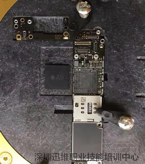 搬板解决iPhone6S手机连不上wifi故障导致主板无法修复的问题 图2