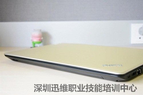 ThinkPad E570