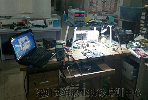 迅维实地面授培训学员袁一竣-店铺内景展示 图2