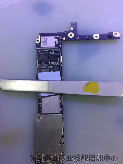 iPhone6 Plus 耳机有杂
