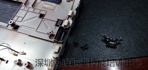 华硕X500V 拆解