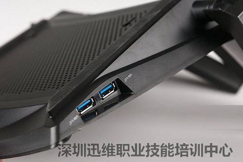 两个USB3.0接口