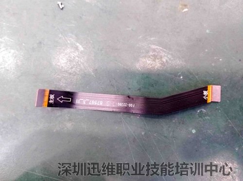 荣耀畅玩6A拆机-主板与小板的连接主FPC