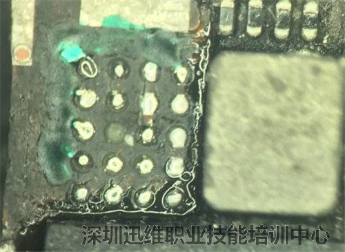 iPhone6手机摄像头+闪光灯打不开维修