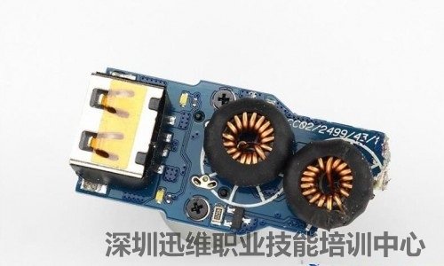 小米车载充电器与旧版有何不同?小米车载快充拆解一探究竟!
