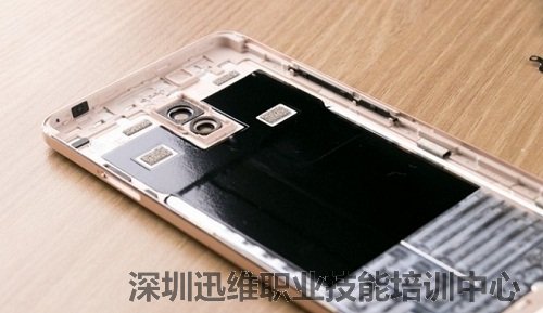 双摄千元机做工如何?魅蓝Note6拆解一探究竟!