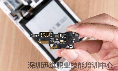 双摄千元机做工如何?魅蓝Note6拆解一探究竟!