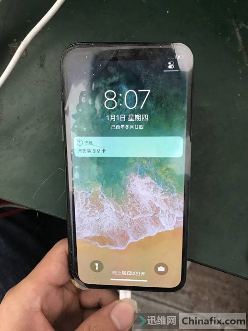 iPhone X摔后手机触摸屏失灵维修　图1