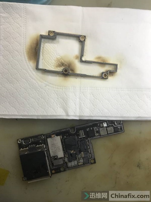 iPhone X摔后手机触摸屏失灵维修 图8