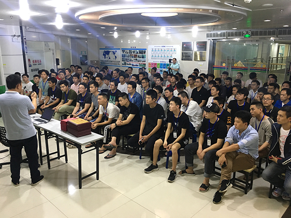 迅维培训2019年首期学员毕业座谈会