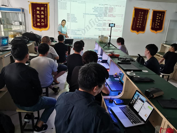 迅维实地培训——月饼老师真传实教 图2