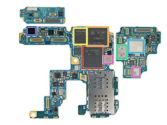 三星Galaxy S20 Ultra手机拆解 主板正面