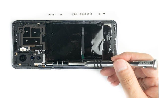 vivo全新5G旗舰iQOO 5手机拆解 图7
