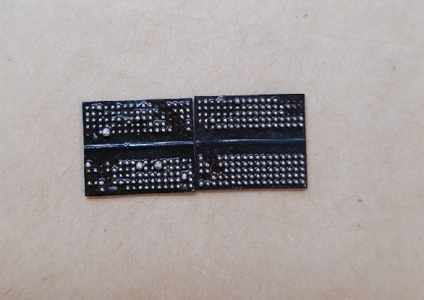某鱼淘索泰gtx760显卡花屏维修 图3