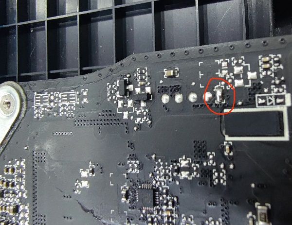 小米TM1802-AD笔记本黑屏不开机故障维修 图2