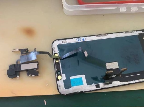 iPhoneX手机亮白苹果重启进不了系统维修 图6