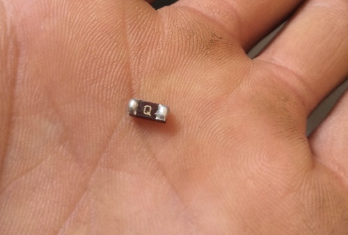 蓝宝石RX480 4G白金版显卡上电没反应,风扇不转维修 图4