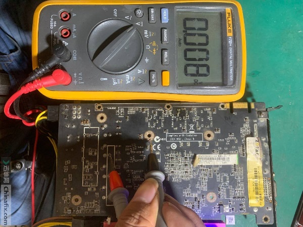 索泰GTX550TI显卡开机不显示维修 图2